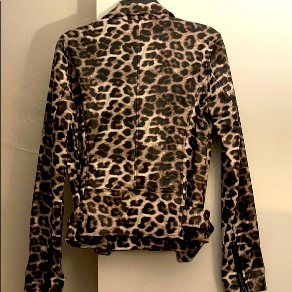 Jacket - Picture 4 of 5